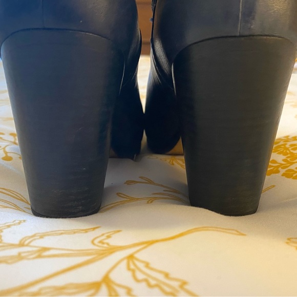 Anthropologie Rag & Bone Harrow navy ankle boots (37, 6.5) - Picture 9 of 12